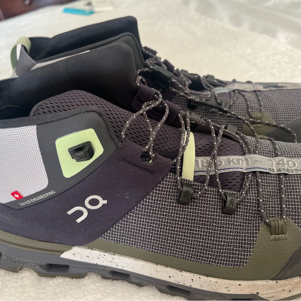 On Running Men's Black and Olive Athletic Shoes